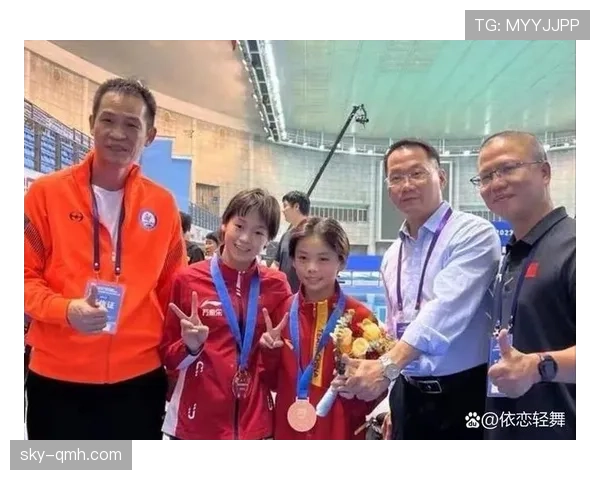 蒋林静训练完直接拎爱马仕去吃米其林,这日子谁顶得住啊 蒋林静训练完直接拎爱马仕去吃米其林,这日子谁顶得住啊
